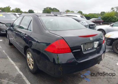 2007 Honda Accord 2.4 Ex from USA, damaged, VIN 1HGCM56847A179502
